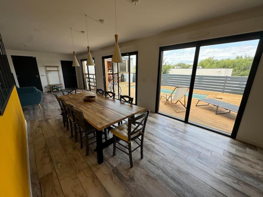 Luxury Villa With Pool And View Juvignac Exteriör bild